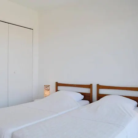 Antibes, 2 Pièces, 4 Personnes - Fr-1-252-129