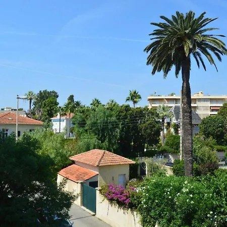 Antibes, 2 Pièces, 4 Personnes - Fr-1-252-129 *