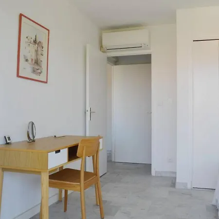 Antibes, 2 Pièces, 4 Personnes - Fr-1-252-129